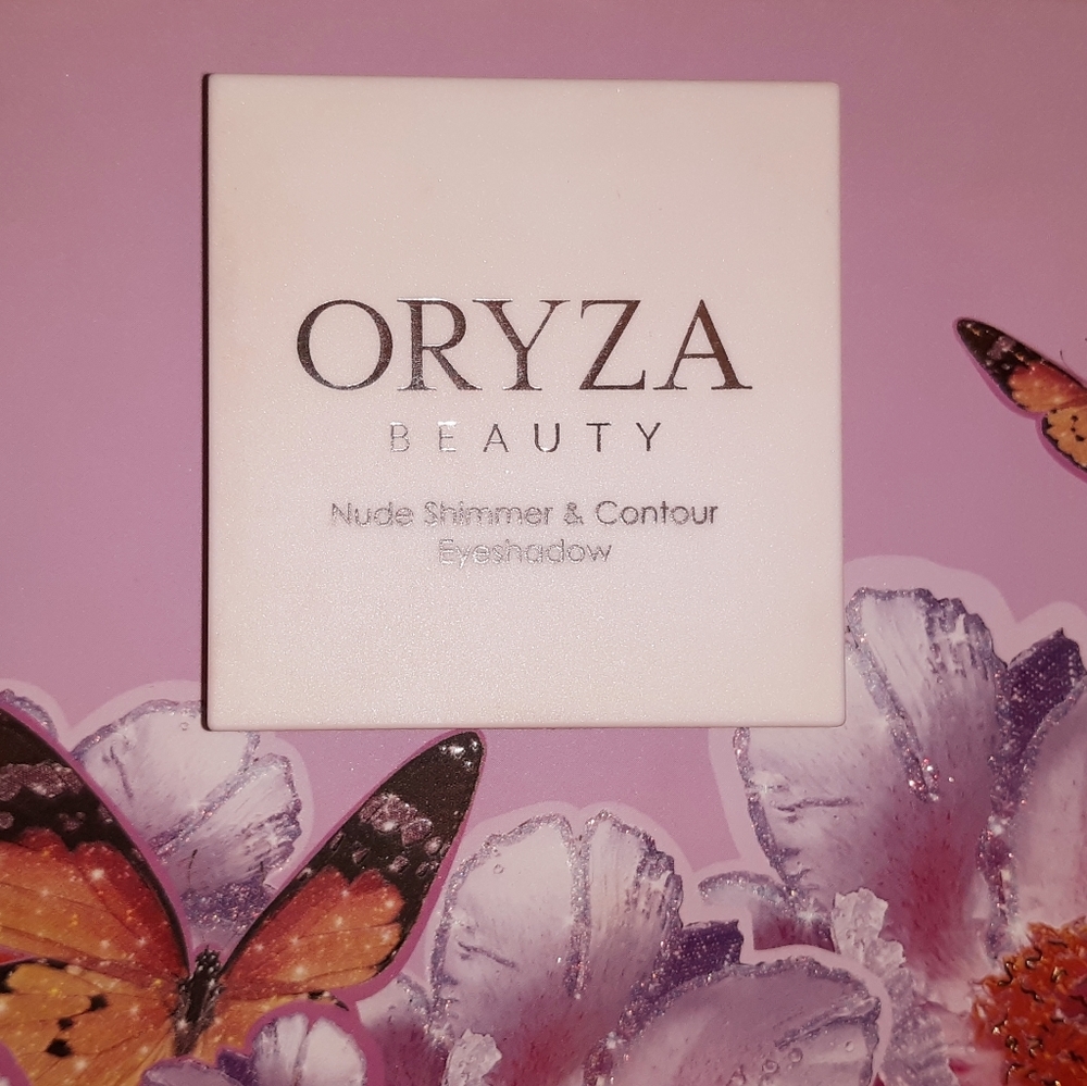ORYZA nude shimmer and contour palette